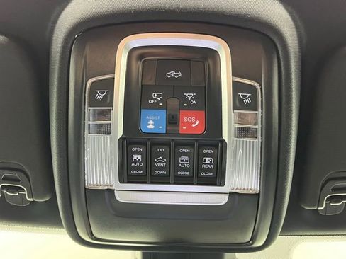 New 2026 RAM 1500 4x4 Crew Cab image 21