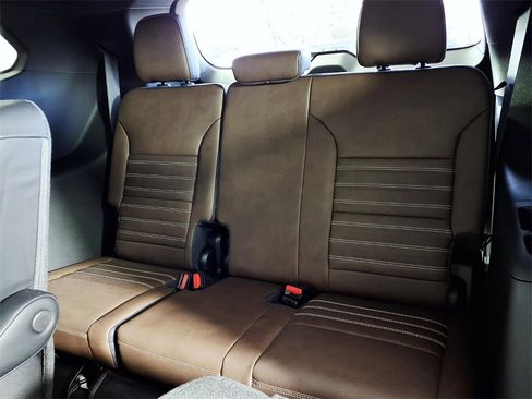 New 2026 GMC Acadia Denali Ultimate image 9