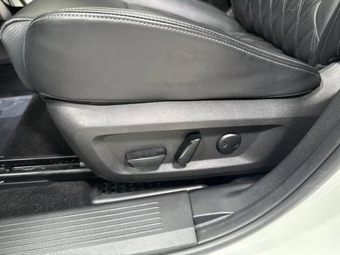 Used 2023 Nissan Rogue Platinum w/ Platinum Premium Package AWD/4WD image 8