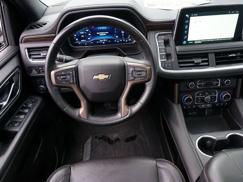 Used 2023 Chevrolet Suburban High Country w/ Premium Package image 20