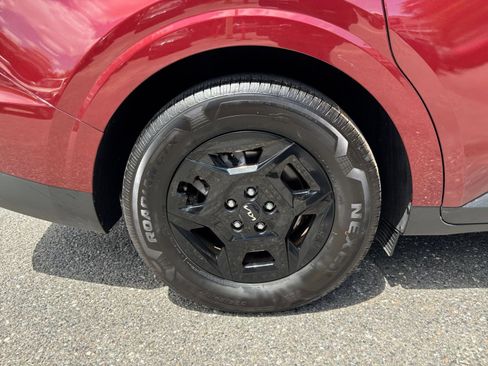 Used 2026 Kia Carnival FWD image 33