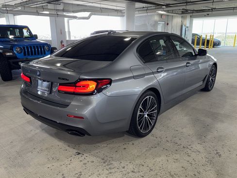 Used 2023 BMW 530e w/ Premium Package RWD image 8