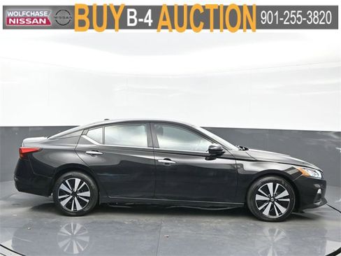 Used 2021 Nissan Altima 2.5 SV image 7