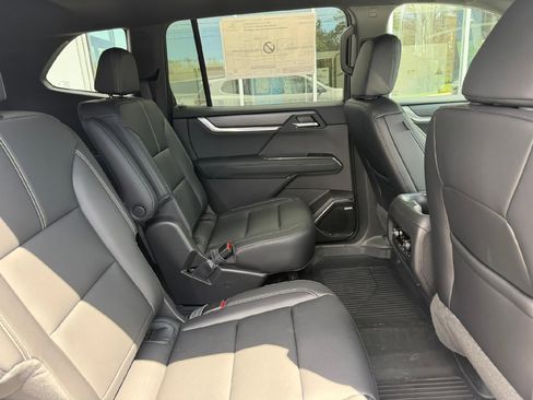 New 2026 GMC Acadia Elevation w/ Black Edition AWD/4WD image 33