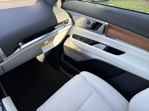 New 2026 Cadillac Vistiq Sport AWD/4WD image 16