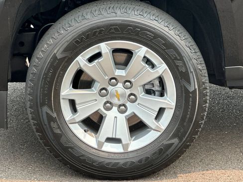 Used 2022 Chevrolet Colorado LT w/ Fleet Safety Package RWD image 23