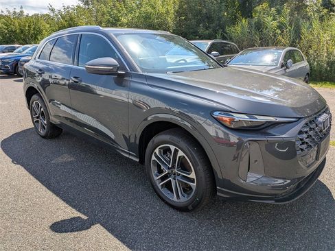 New 2025 Audi Q5 Premium w/ Convenience Package image 1