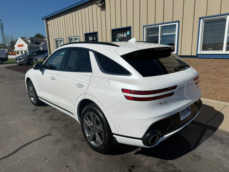 Used 2023 Genesis GV70 3.5T Sport w/ Sport Advanced Package AWD/4WD image 6