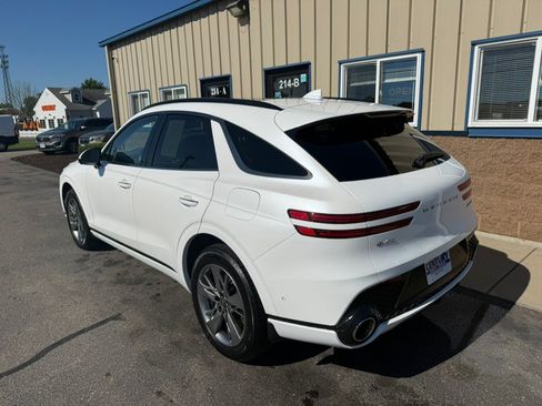 Used 2023 Genesis GV70 3.5T Sport w/ Sport Advanced Package AWD/4WD image 6