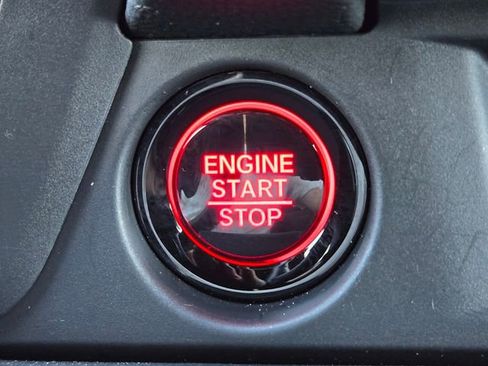 Used 2025 Honda Pilot TrailSport image 24