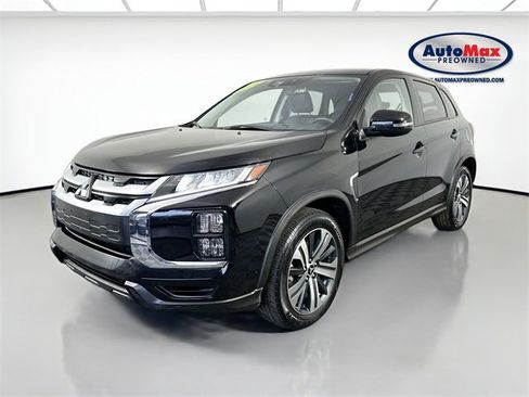 Used 2024 Mitsubishi Outlander Sport 2.0 SE image 4