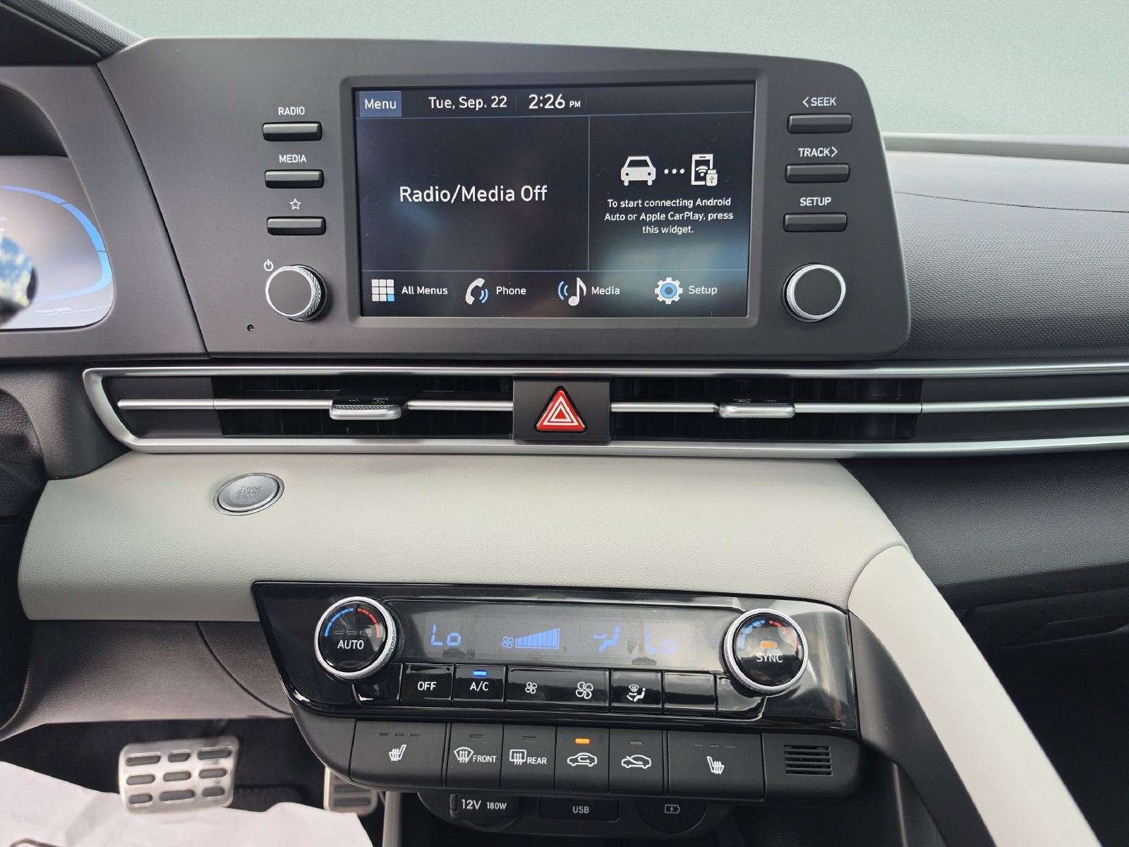 New 2026 Hyundai Elantra SEL Sport FWD image 24