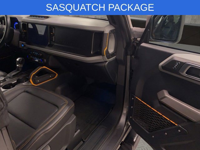 Used 2023 Ford Bronco Badlands w/ Sasquatch Package AWD/4WD image 19