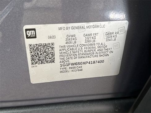 Used 2023 Chevrolet Bolt LT w/ Driver Confidence Package image 28