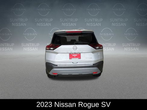 Used 2023 Nissan Rogue SV AWD/4WD image 3