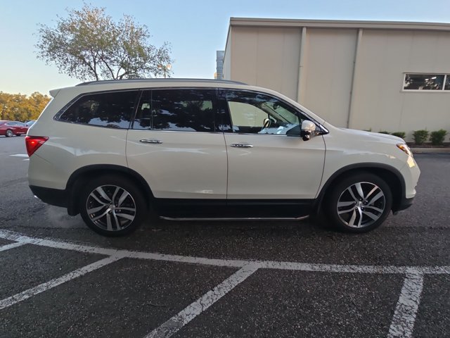 Used 2016 Honda Pilot Touring image 4