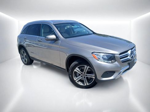 Used 2019 Mercedes-Benz GLC 300 image 1
