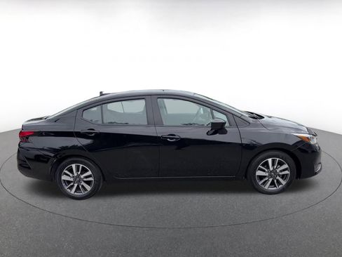 Used 2025 Nissan Versa SV FWD image 16