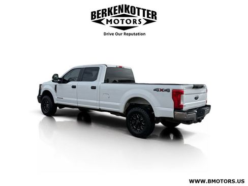 Used 2017 Ford F250 XL w/ Power Equipment Group image 5