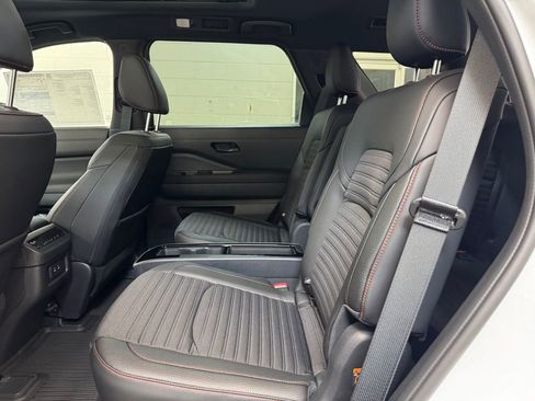 New 2026 Nissan Pathfinder Rock Creek AWD/4WD image 15