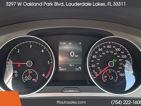 Used 2015 Volkswagen Golf TDI S FWD image 48