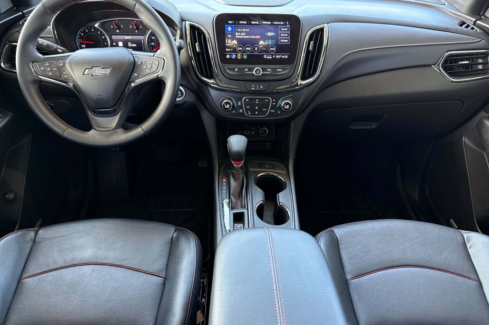 Used 2024 Chevrolet Equinox RS w/ RS Leather Package AWD/4WD image 21