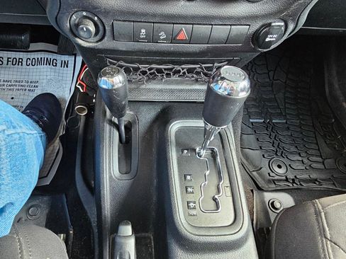 Used 2017 Jeep Wrangler Willys Wheeler image 38