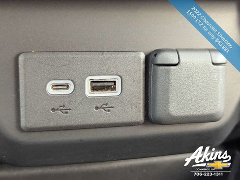 Used 2022 Chevrolet Silverado 1500 LTZ AWD/4WD image 22
