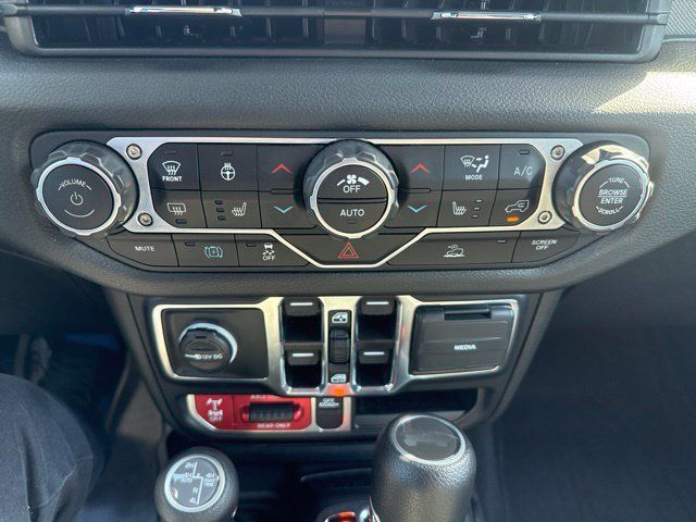 Certified 2024 Jeep Wrangler Unlimited AWD/4WD image 22