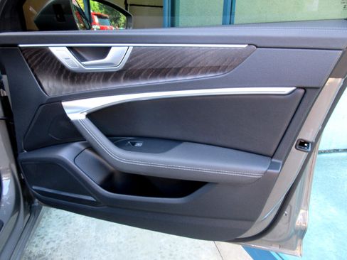 Used 2023 Audi A6 Premium Plus image 21