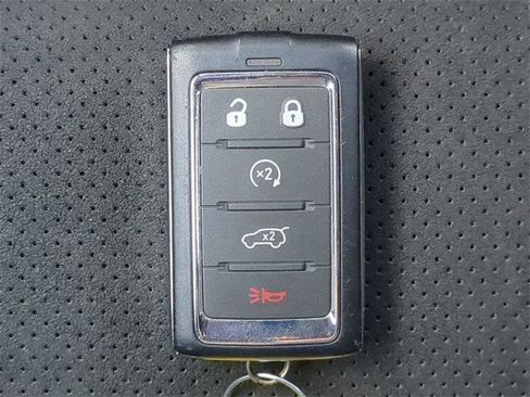 Certified 2024 Jeep Grand Cherokee L Laredo image 36