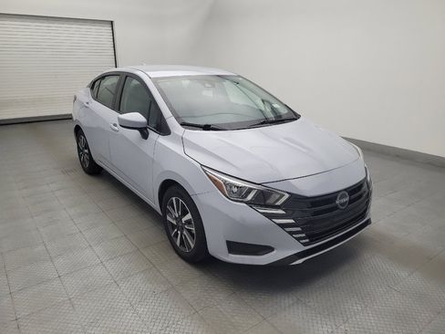 Used 2024 Nissan Versa SV FWD image 13