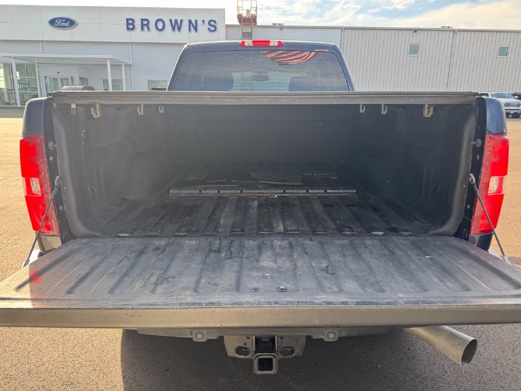 Used 2011 Chevrolet Silverado 3500 LT w/ Interior Plus Package AWD/4WD image 11