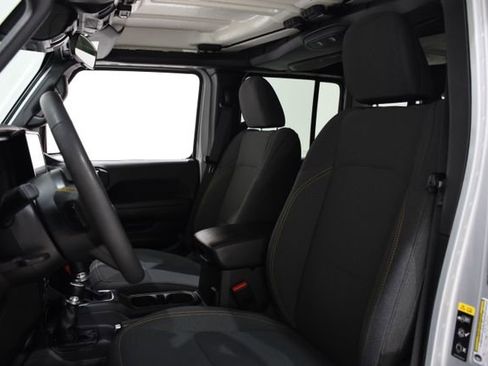 Used 2024 Jeep Wrangler Unlimited Sport AWD/4WD image 26