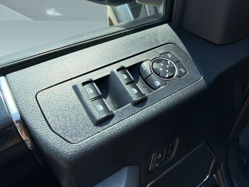 Used 2018 Ford F150 Raptor w/ Equipment Group 802A Luxury AWD/4WD image 26