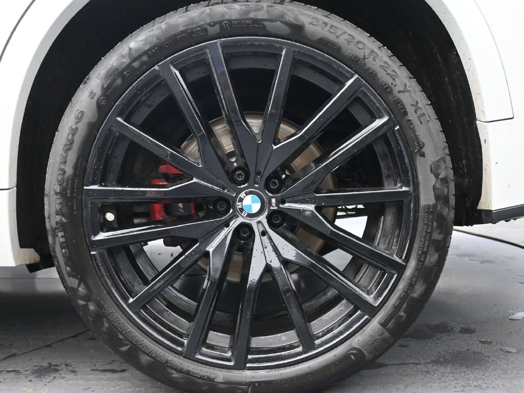 Used 2022 BMW X5 sDrive40i w/ M Sport Package RWD image 12