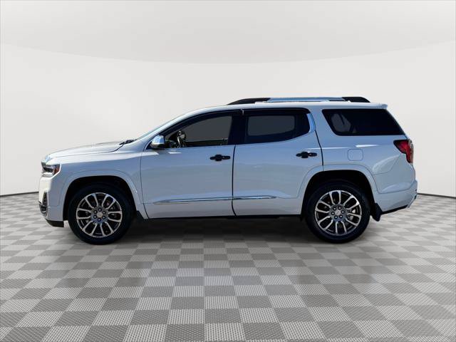 Used 2022 GMC Acadia Denali w/ Denali Technology Package AWD/4WD image 4