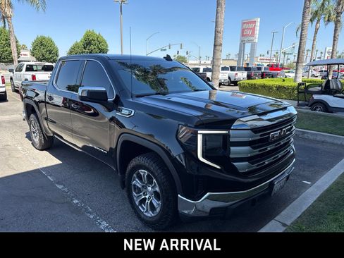 Used 2023 GMC Sierra 1500 SLE AWD/4WD image 3