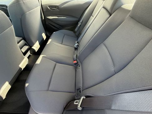 Certified 2023 Toyota Corolla LE image 33