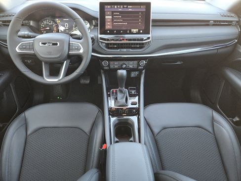 New 2026 Jeep Compass Latitude AWD/4WD image 2