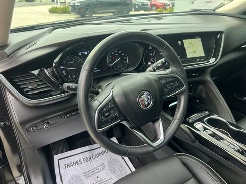 Used 2023 Buick Envision Avenir AWD/4WD image 28