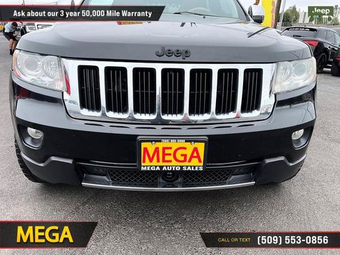 Used 2013 Jeep Grand Cherokee Overland w/ Advance Technology Group AWD/4WD image 26