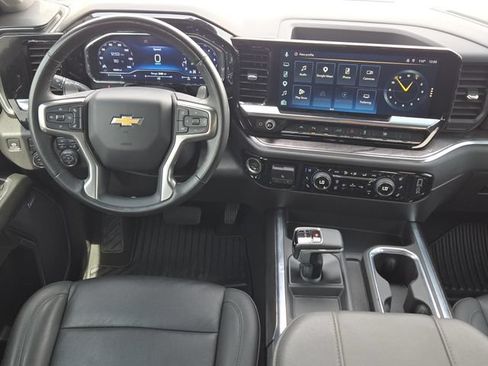 Used 2025 Chevrolet Silverado 1500 LTZ w/ LTZ Premium Package AWD/4WD image 27