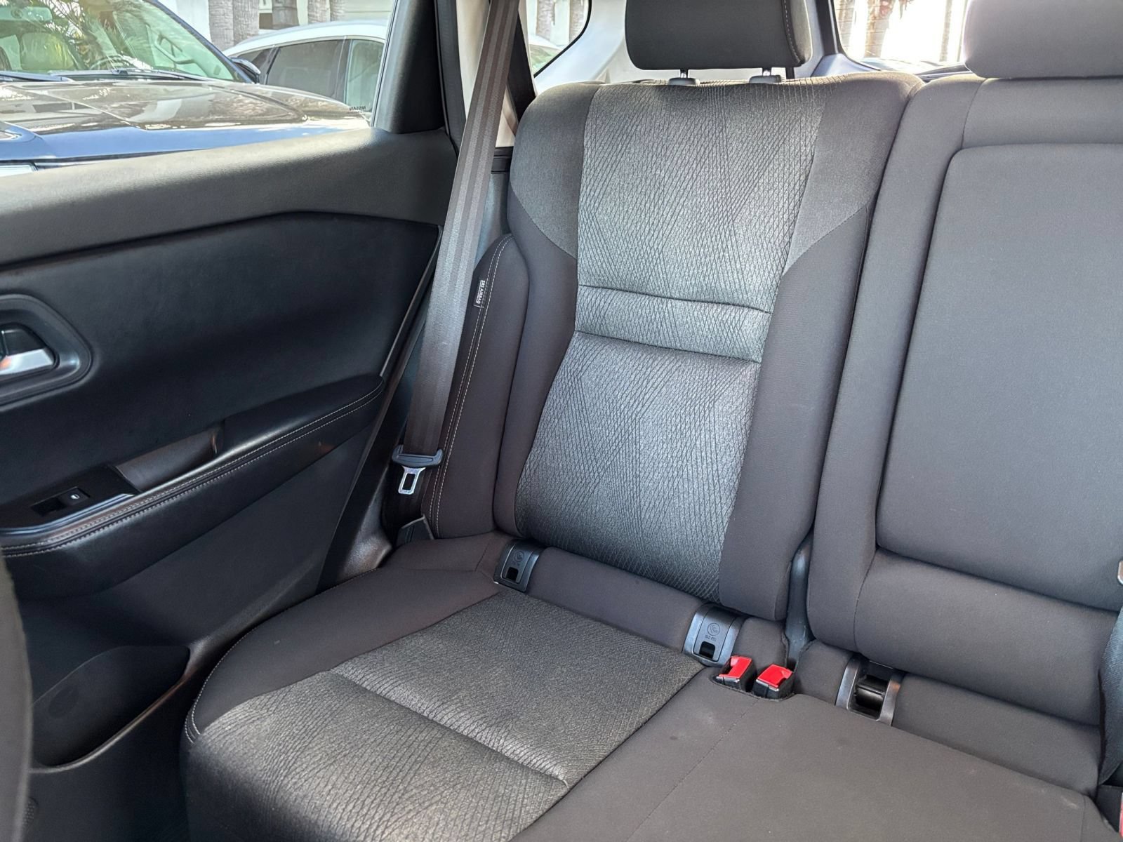 Used 2025 Nissan Rogue SV AWD/4WD image 40