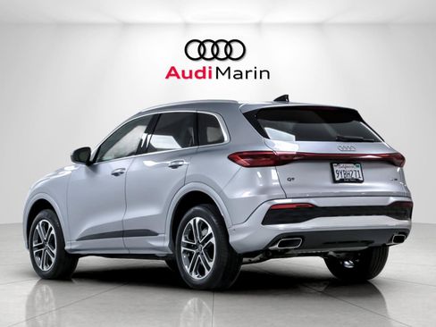 Used 2025 Audi Q5 Premium w/ Premium Plus AWD/4WD image 3