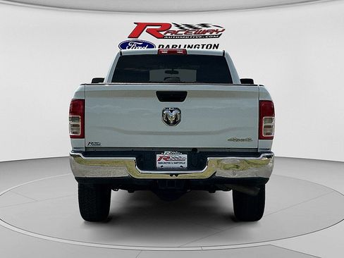 Used 2024 RAM 2500 Tradesman w/ Chrome Appearance Group AWD/4WD image 4