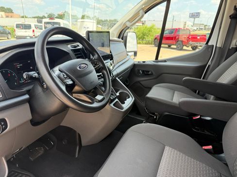 Certified 2023 Ford Transit 350 XLT RWD image 12