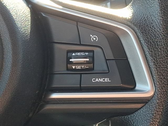 Used 2021 Subaru Crosstrek 2.0i AWD/4WD image 25