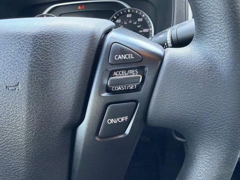 Used 2024 Nissan Frontier SV w/ Tow Package image 25