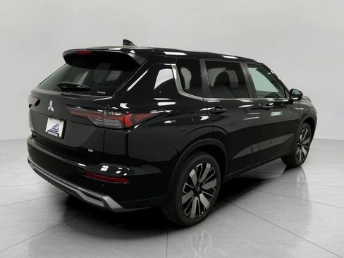 New 2026 Mitsubishi Outlander SE AWD/4WD image 38